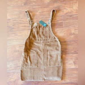 NWT Wild Fable corduroy skirt/dress jumper overall style,pockets,button sides, M